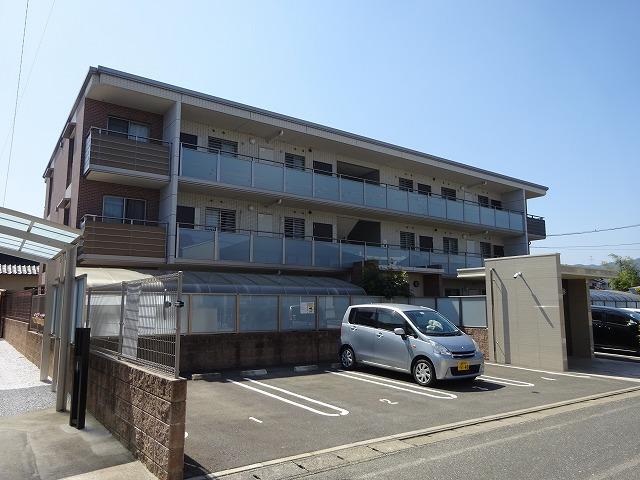 サンライフ リラ