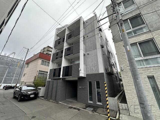 ブランシャールチェレステ鳥居前