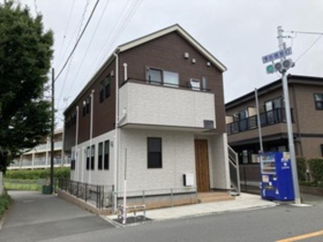 ラ・ストラーダ市が尾
