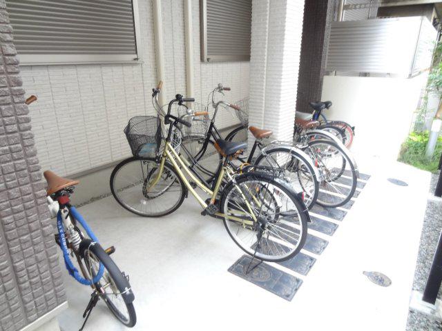 シャーメゾン紬