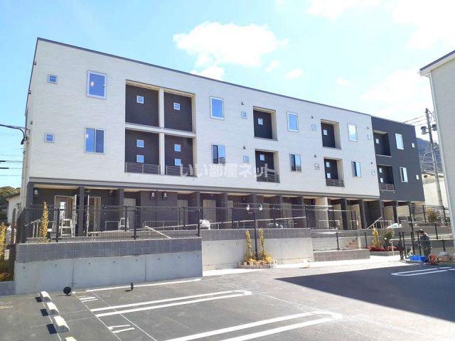 カミング萩ケ丘公園 2棟