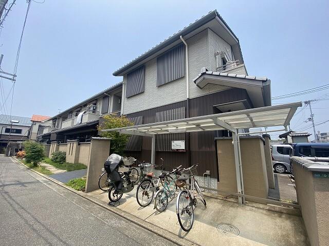 シャーメゾン神市