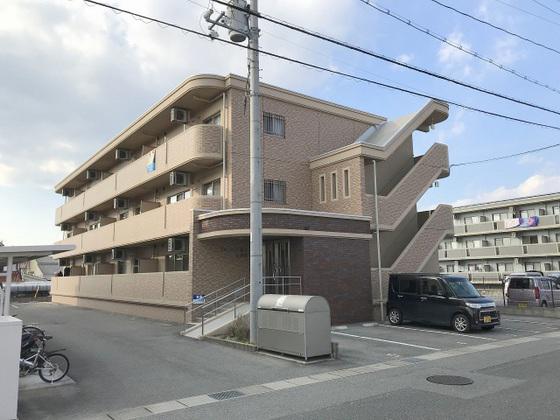 アメニティ御薗宇参番館