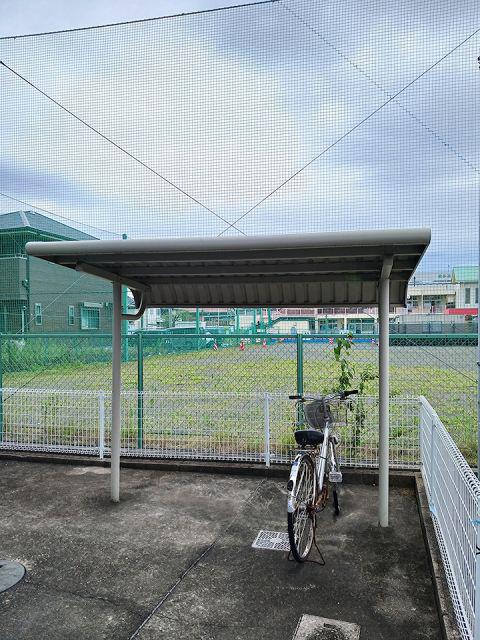 ハイツ片堀