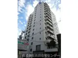 パリ・シャトー本町