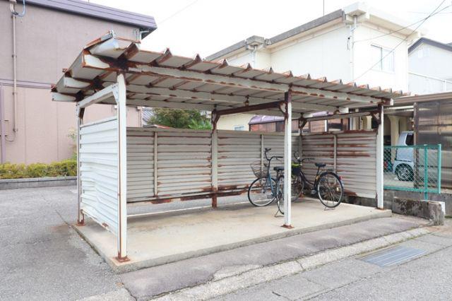 コート・ファミール