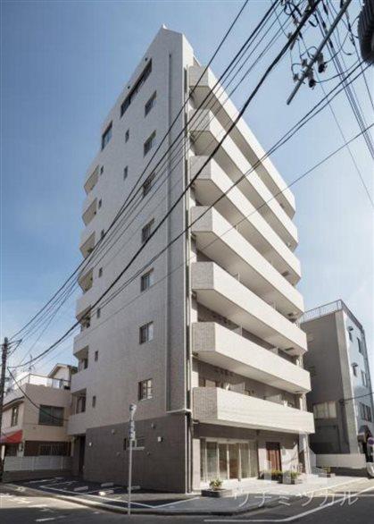 CROSS POINT AKABANE