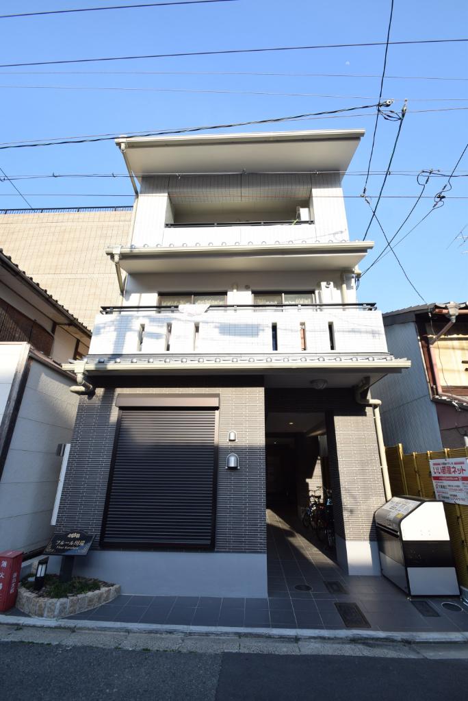 フルール川端