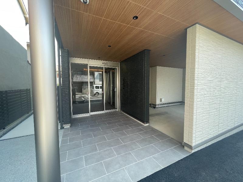 ＪＲ山陽本線 岡山駅 徒歩9分 2階建 築1年