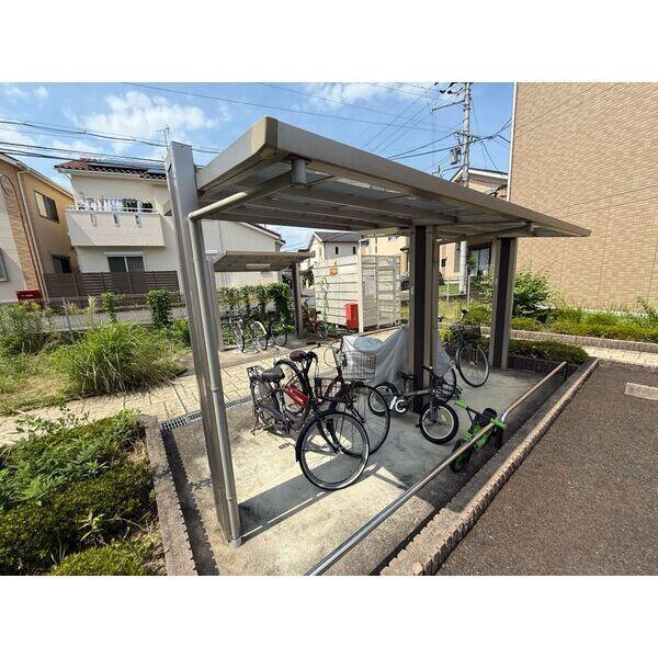 レークタウン B棟 B