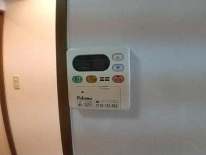 カーサコモダ新舞子B