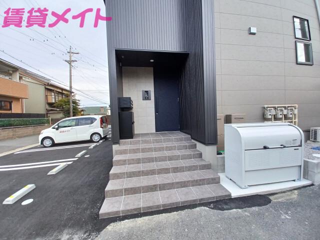 スマイシアAPARTMENT西富田