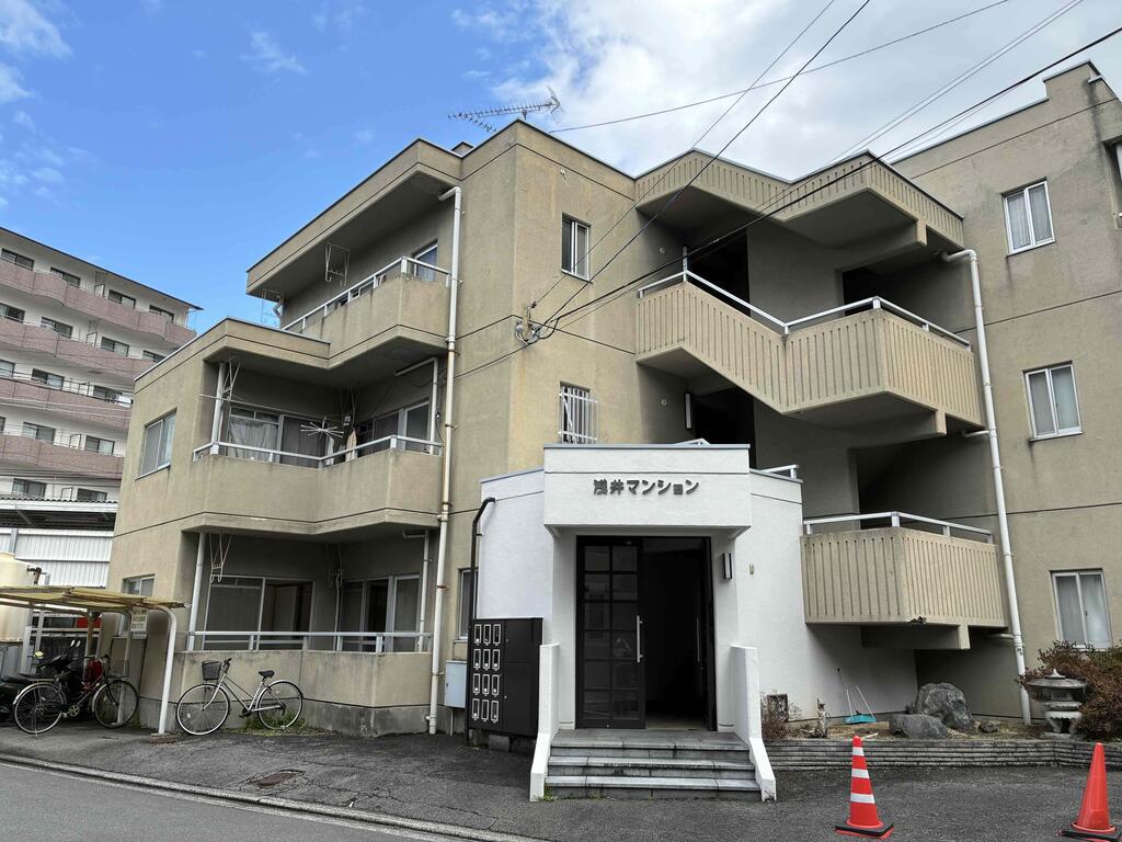 浅井マンション303