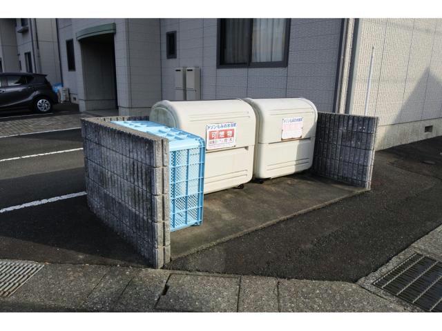 メゾン樅の木A棟