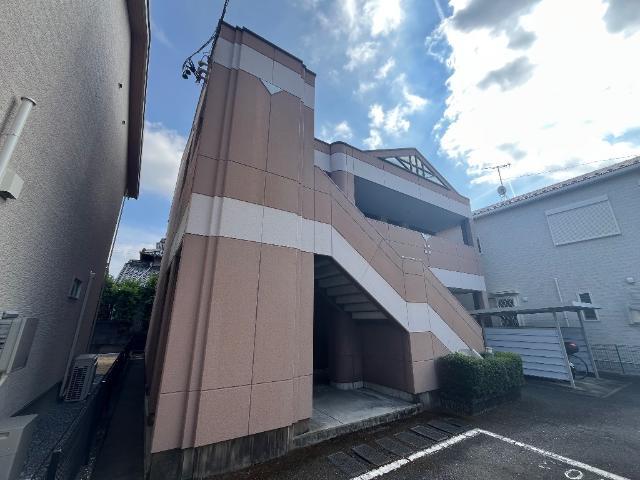 ロイヤルスクエア