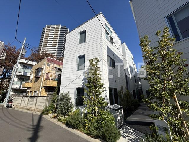 千歳烏山ヴィレッジN