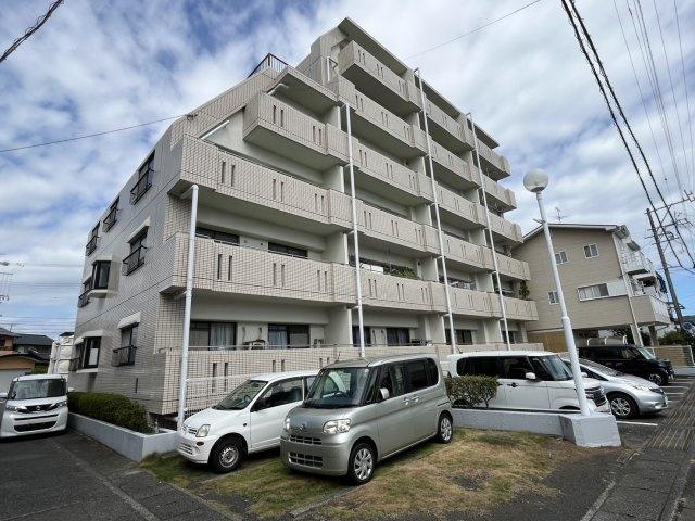 グランディオールシラトリ