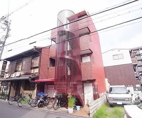 コーポヤスタニ