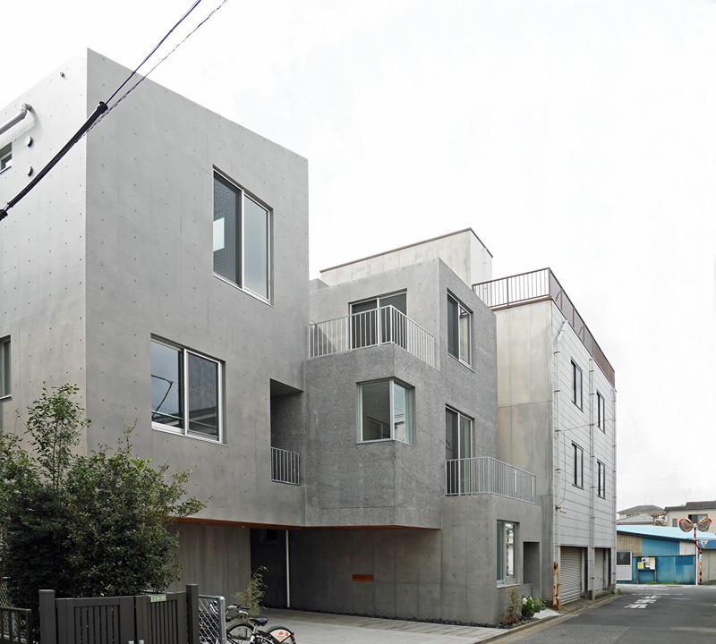 ROJI COURT MOTOKI