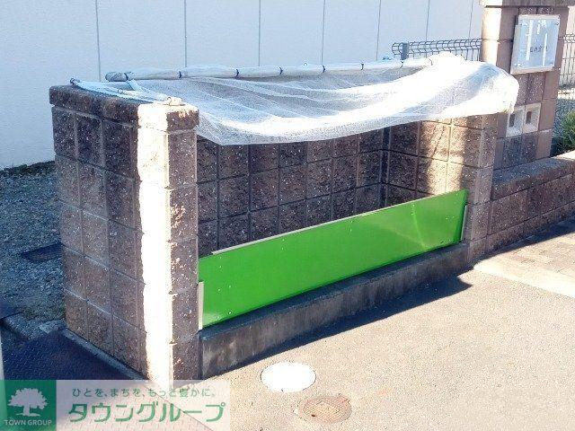 レオネクスト松の富II