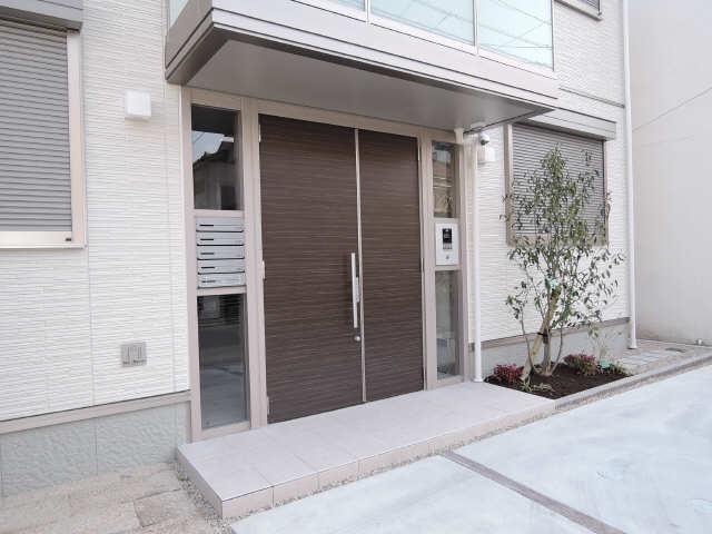 地下鉄東山線 中村公園駅 徒歩5分 2階建 築11年
