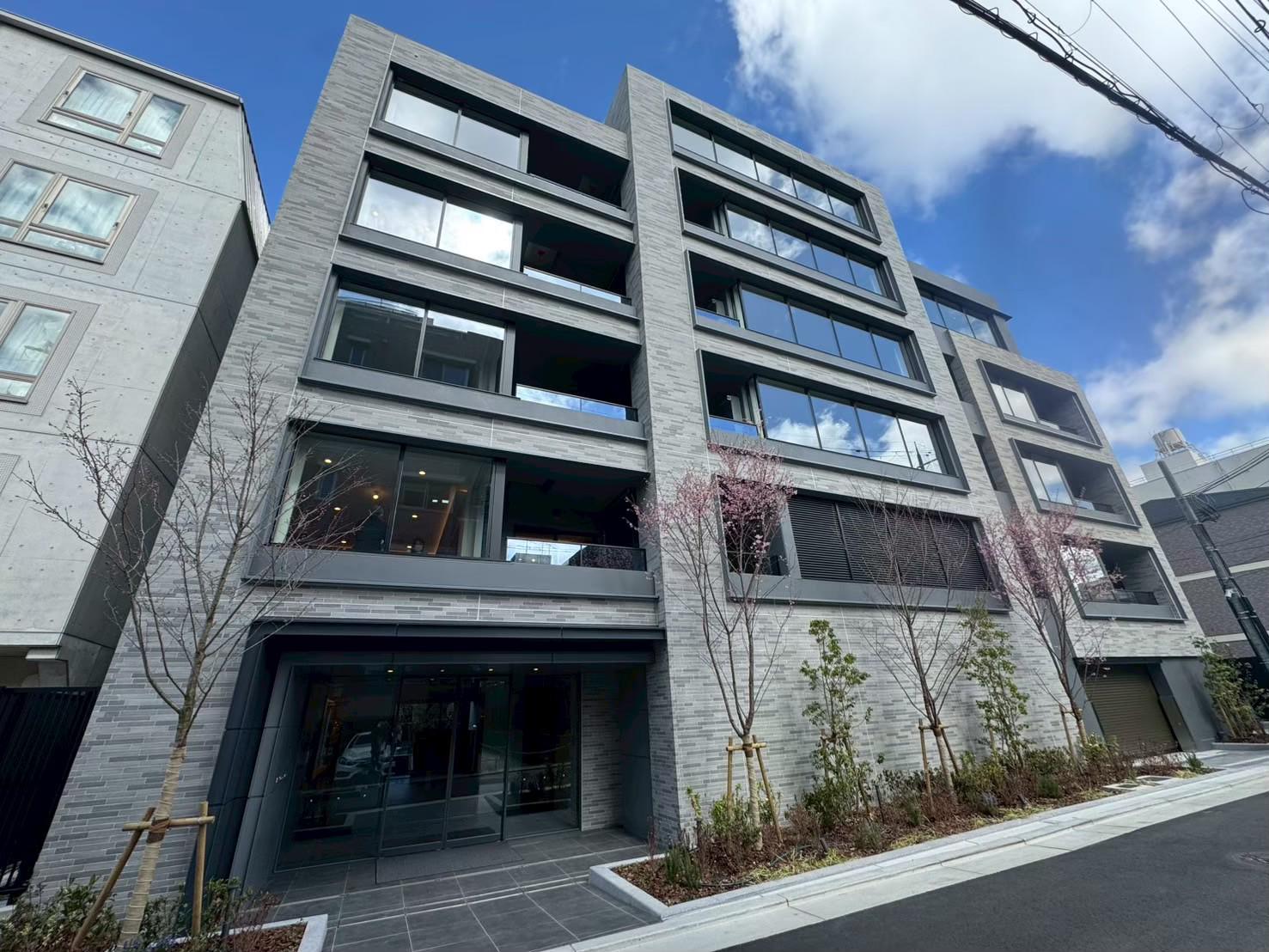 ＪＲ東海道本線 芦屋駅(ＪＲ) 徒歩5分 6階建 築1年