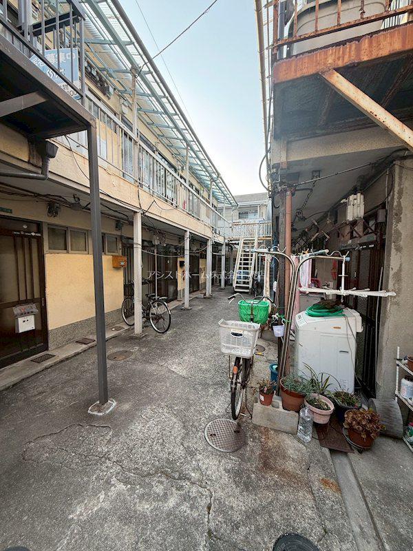 南海本線 湊駅 徒歩2分 2階建 築52年