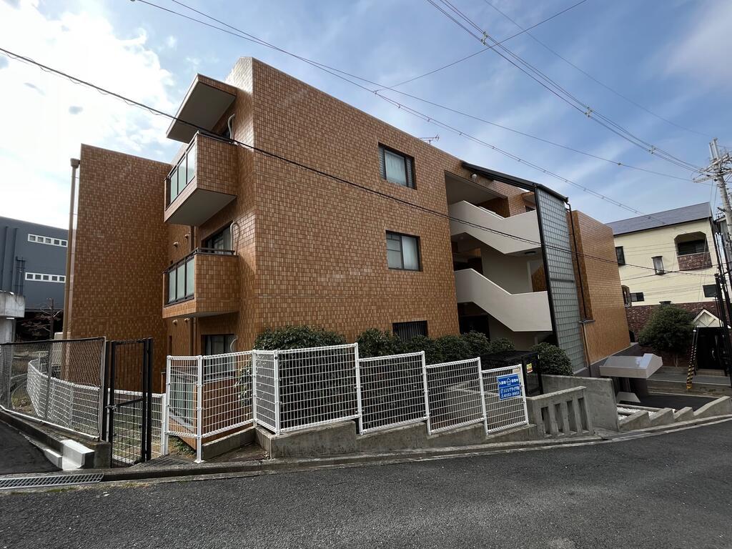 ファミーユ