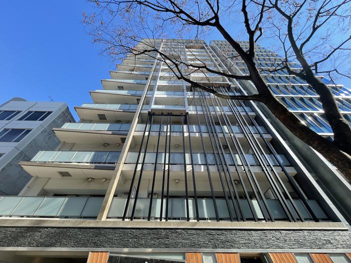 FIRST RESIDENCE SAKAE