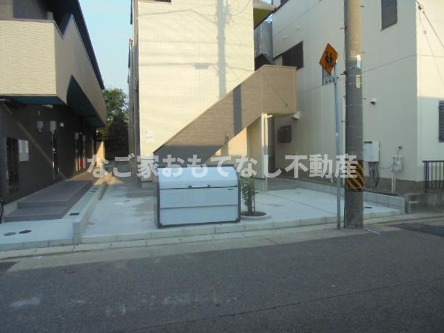 ヴァンクール中小田井