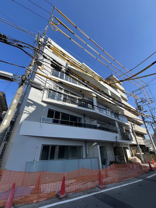 ルミーク本町イースト