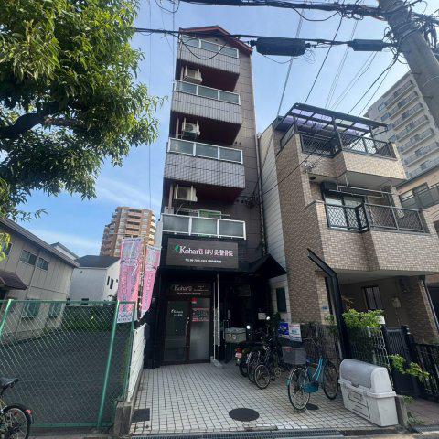 R-STAY8551