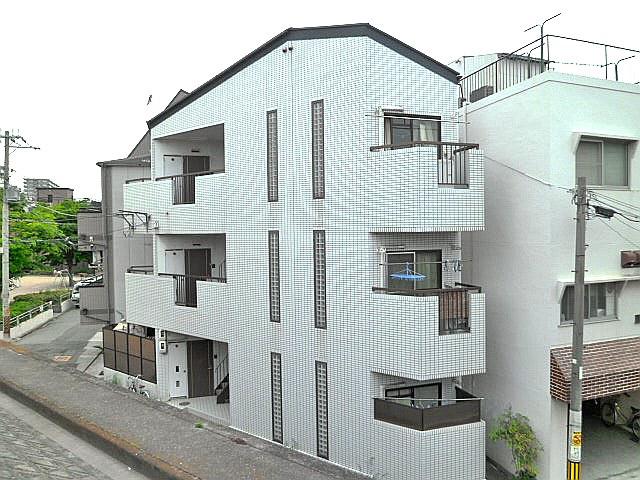 フォーエイト高見