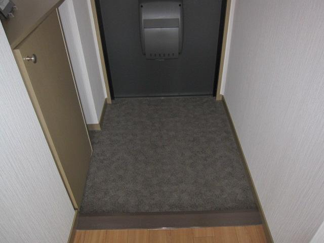 ファミール富永 C棟