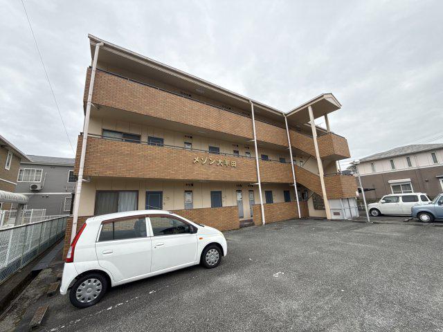 メゾン大半田