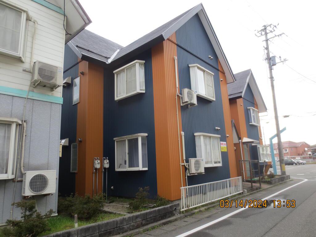 新栄ハイツB