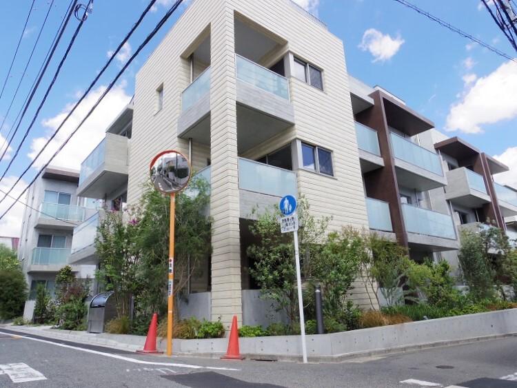 FOOTON桜新町