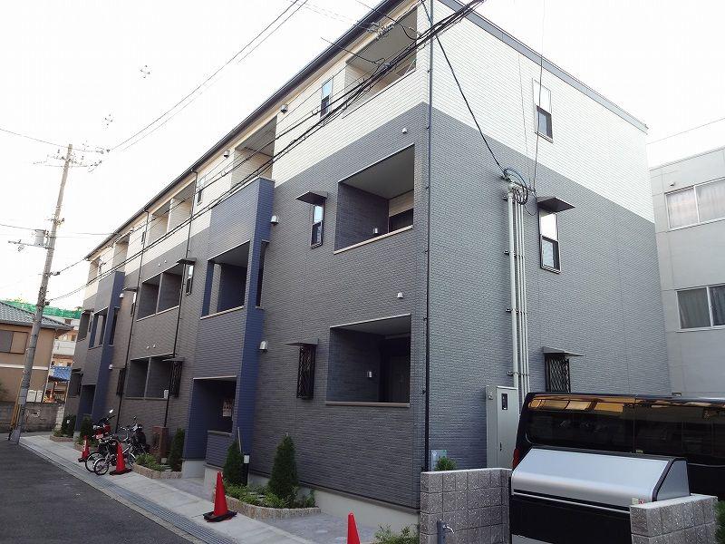 ＪＲ東海道本線 ＪＲ総持寺駅 徒歩10分 3階建 築11年