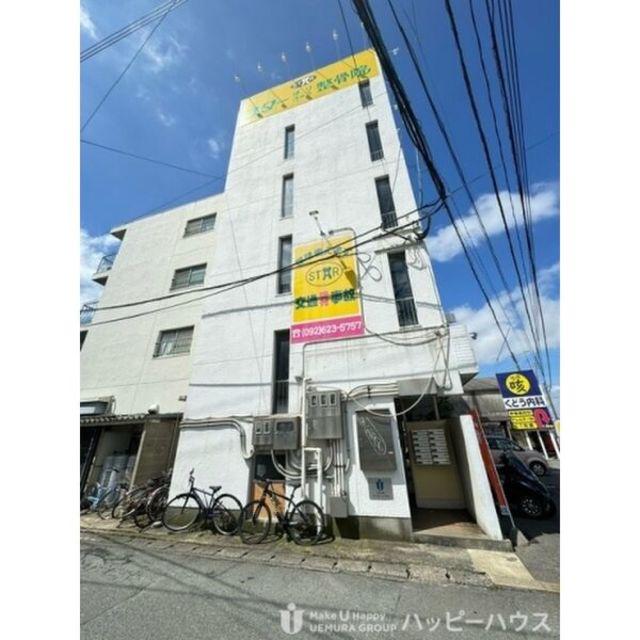 三角マンション
