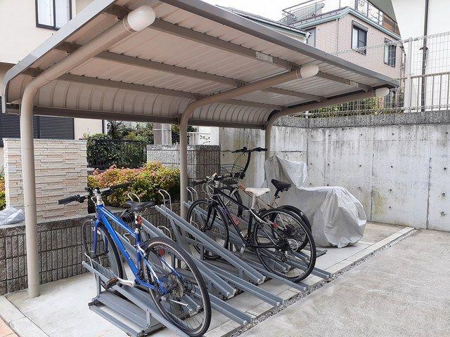 ラ フォレスタ ツルマキ