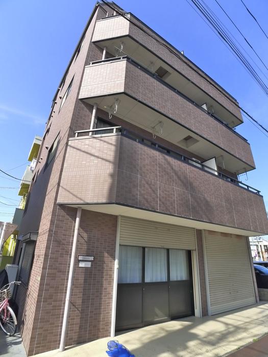 コスモファースト