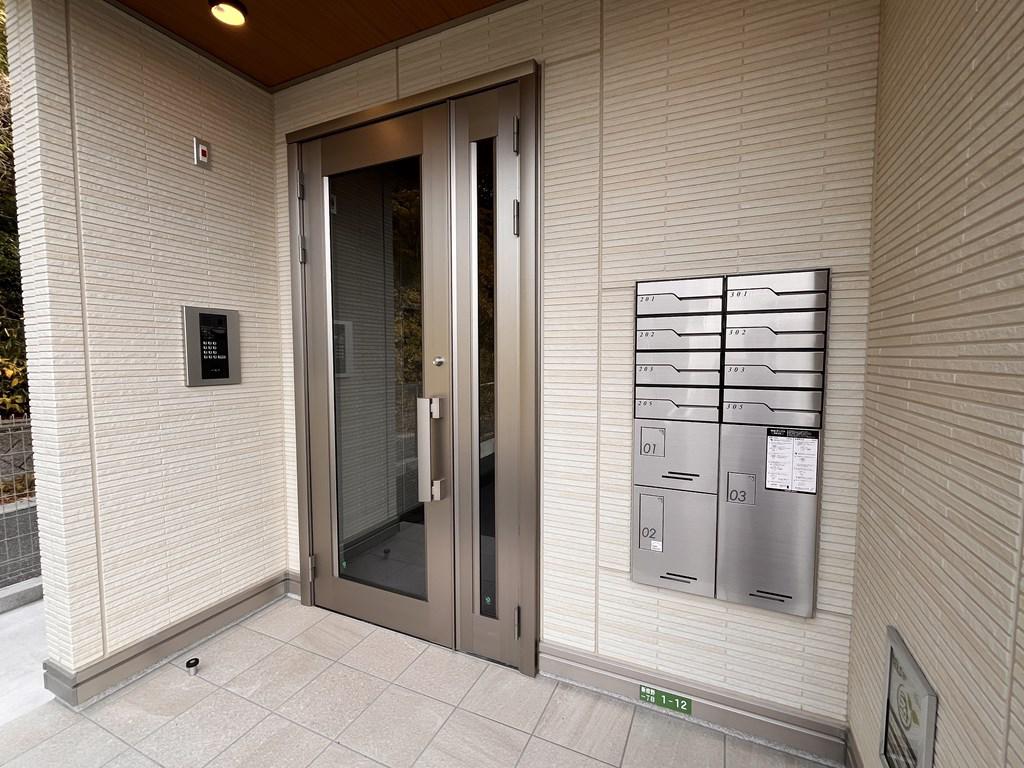 アヴィオール