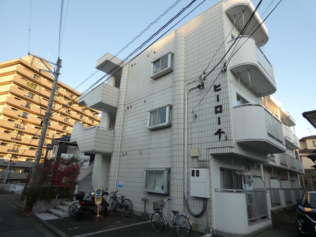 ヒーロー千
