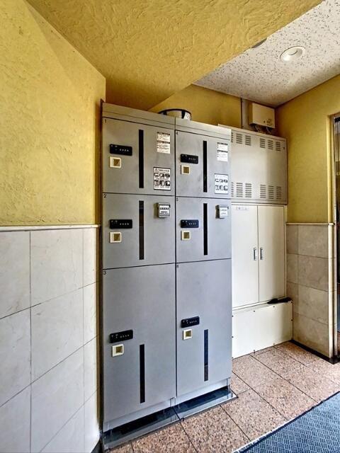 SUNNY HEIGHTS KAMATA