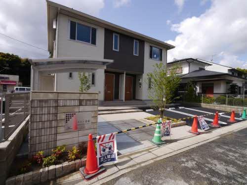 メゾン白岩 