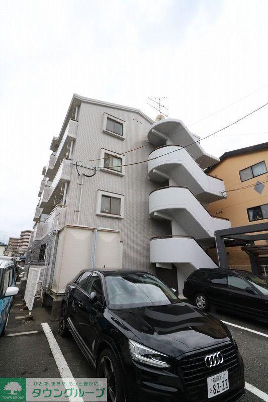 ファミール小戸