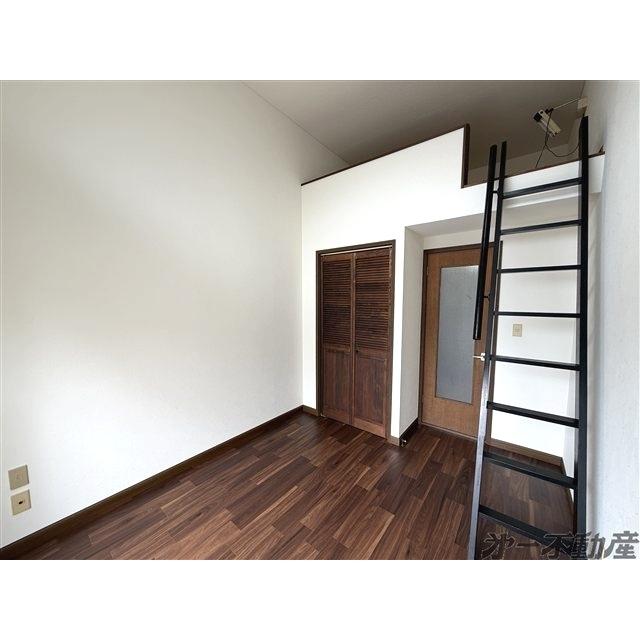 クレージュ山崎