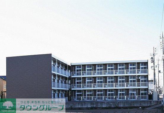 レオパレスグランパルク小柳