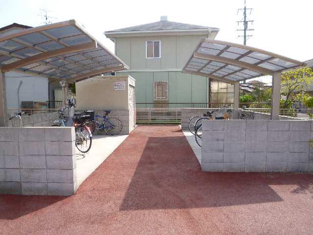 ヴィラ フレンド B棟