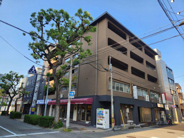 グランドコート市役所前
